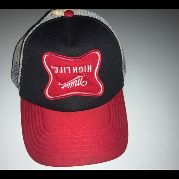 Miller high life red hat - Picture 5 of 5